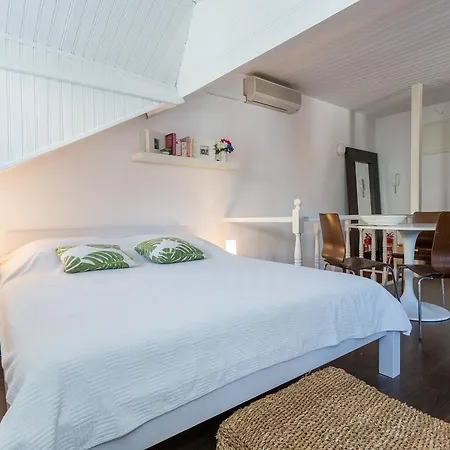 Dubravka Iza Roka Apartment